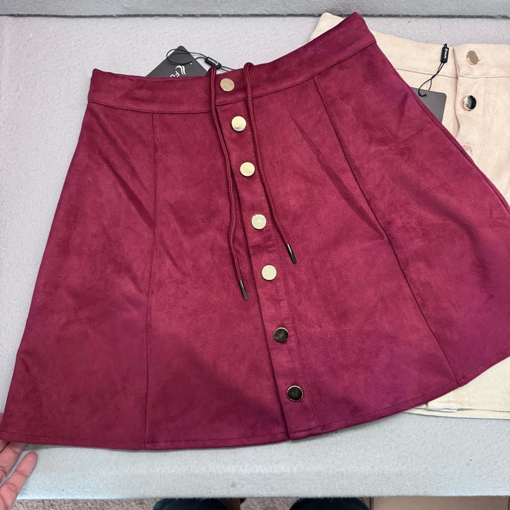 NWT 2 Pk Faux Suede Button Closure A Line Skirt One Wine One Cream